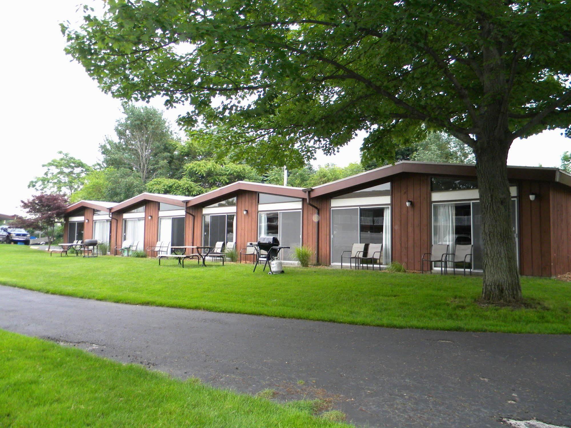 Nader'S Motel & Suites Ludington Extérieur photo