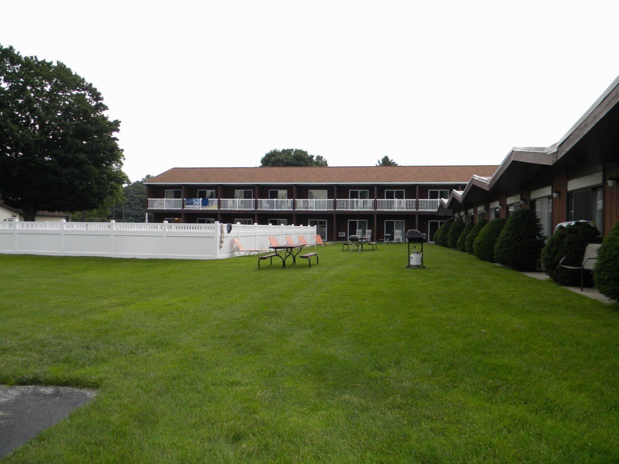 Nader'S Motel & Suites Ludington Extérieur photo
